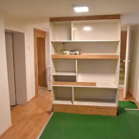 Kuca U Prokuplju Appartamento Prokuplje